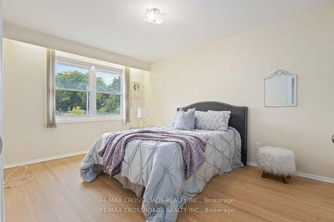 Photo 28 at 3 Bowater Drive, Sullivan, Toronto