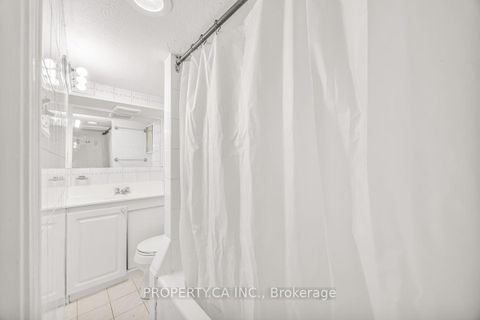 Photo 15 at 889 Palmerston Avenue, Annex, Toronto