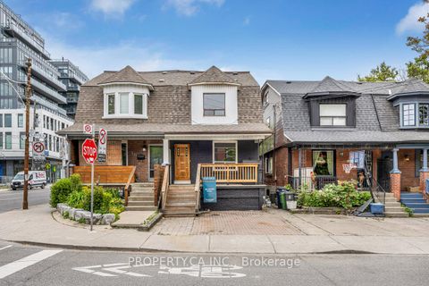 Photo 17 at 889 Palmerston Avenue, Annex, Toronto