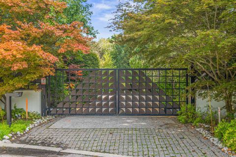 Photo 0 at 18 Timberglade Court, York Mills, Toronto