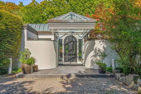 Photo 3 at 18 Timberglade Court, York Mills, Toronto