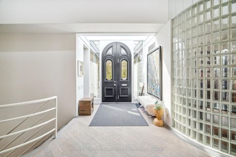 Photo 5 at 18 Timberglade Court, York Mills, Toronto