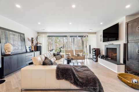 Photo 32 at 18 Timberglade Court, York Mills, Toronto