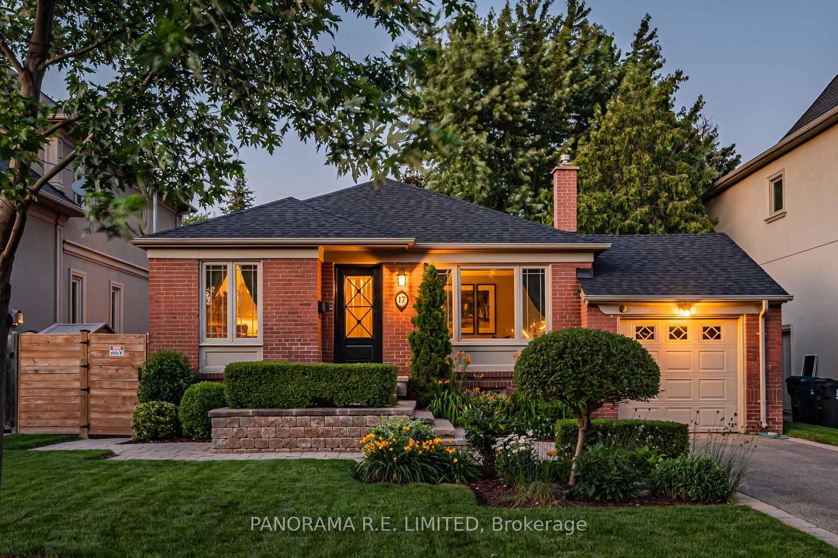 17 Dorlen Avenue, City Centre West, Toronto 