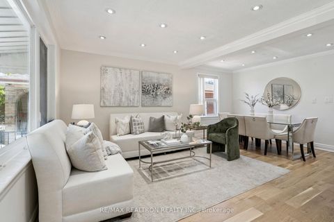 Photo 7 at 22 Citadel Drive, Eglinton East, Toronto