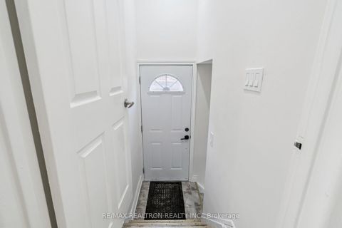 Photo 23 at 22 Citadel Drive, Eglinton East, Toronto