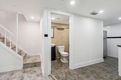 Photo 25 at 22 Citadel Drive, Eglinton East, Toronto