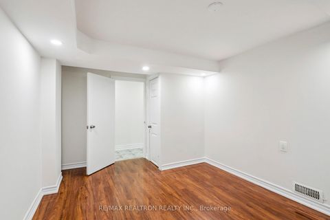 Photo 28 at 22 Citadel Drive, Eglinton East, Toronto