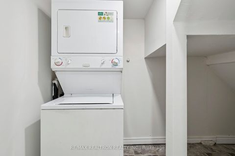 Photo 38 at 22 Citadel Drive, Eglinton East, Toronto