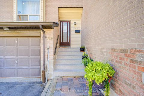 Photo 2 at 205 - 55 Collinsgrove Road, West Hill, Toronto