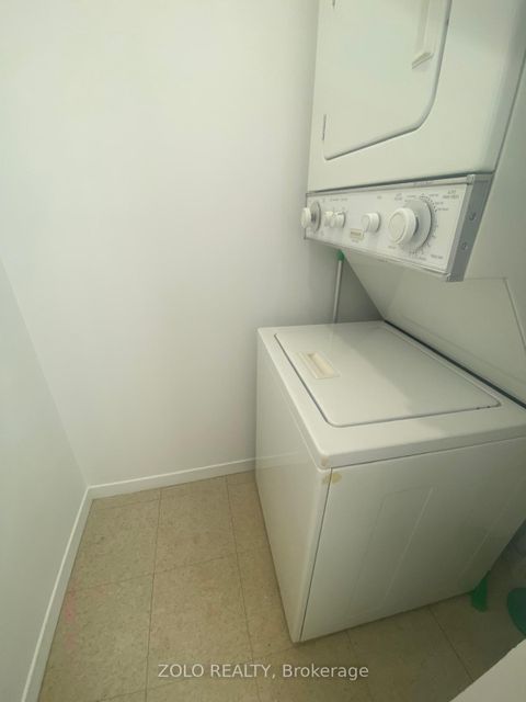 Photo 2 at 1107 - 21 Overlea Boulevard N, Thorncliffe Park, Toronto