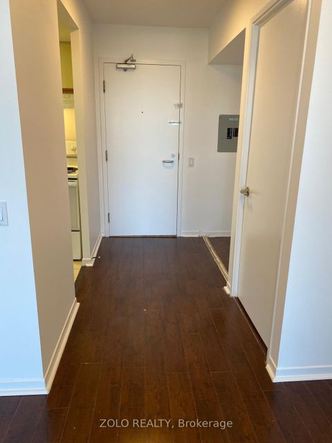 Photo 7 at 1107 - 21 Overlea Boulevard N, Thorncliffe Park, Toronto
