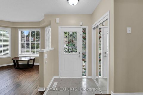 Photo 2 at 20 Decoroso Drive, Sonoma Heights, Vaughan