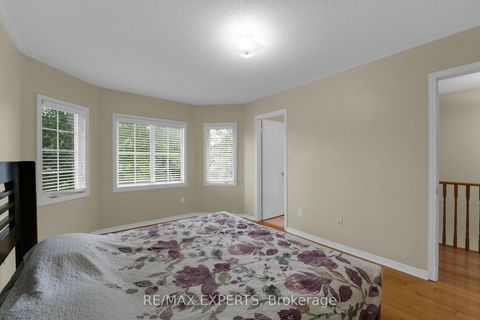 Photo 22 at 20 Decoroso Drive, Sonoma Heights, Vaughan