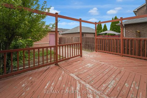 Photo 41 at 20 Decoroso Drive, Sonoma Heights, Vaughan