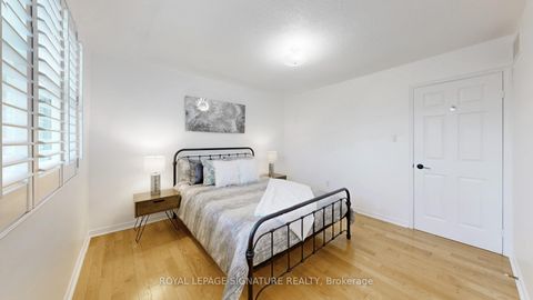 Photo 12 at 26 Holmbush Crescent, Steeles, Toronto