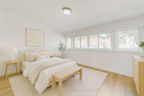 Photo 6 at 8 - 32 Sentinel Road, York University Heights, Toronto