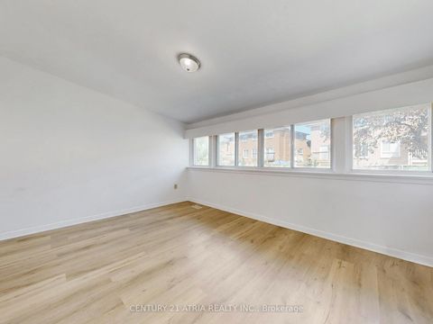Photo 7 at 8 - 32 Sentinel Road, York University Heights, Toronto
