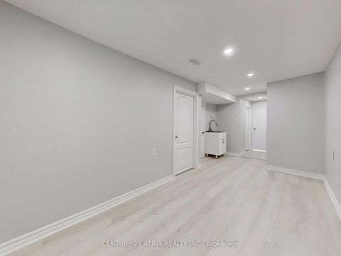 Photo 19 at 8 - 32 Sentinel Road, York University Heights, Toronto