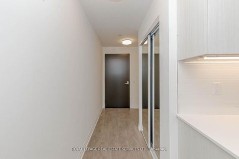 Photo 5 at 2604 - 286 Main Street, Danforth, Toronto Photo 5 at 2604 - 286 Main Street, Danforth, Toronto