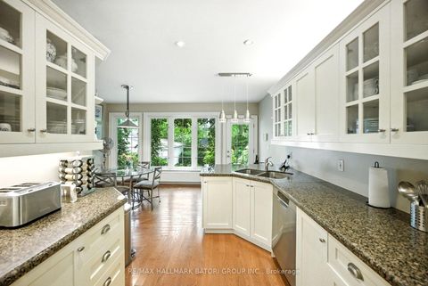 Photo 7 at 33 Burnaby Boulevard, Eglinton, Toronto