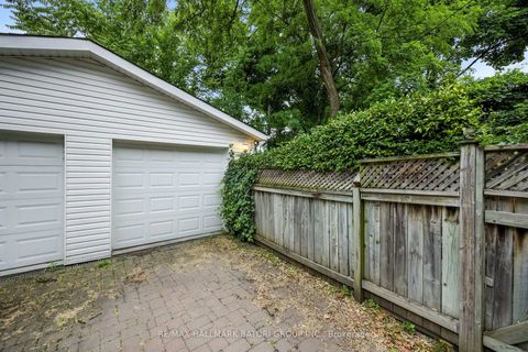 Photo 33 at 33 Burnaby Boulevard, Eglinton, Toronto