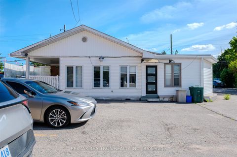 Photo 2 at 192 King Road, Oak Ridges, Richmond Hill