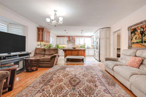 Photo 4 at 192 King Road, Oak Ridges, Richmond Hill