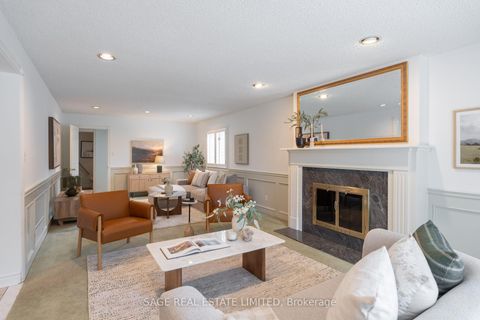 Photo 27 at 172 Burnhamthorpe Road, City Centre West, Toronto