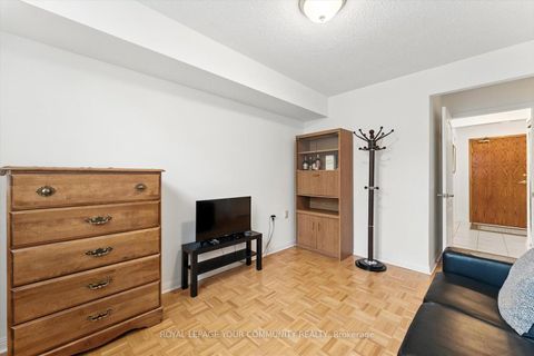 Photo 20 at 307 - 2502 Rutherford Road, Maple, Vaughan