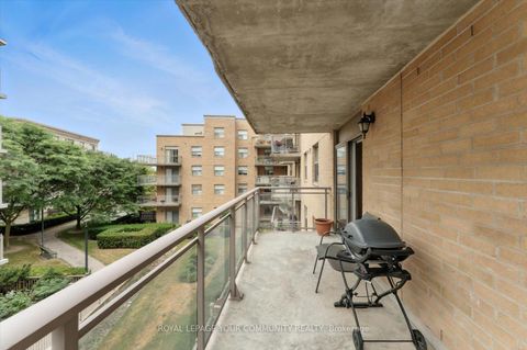 Photo 25 at 307 - 2502 Rutherford Road, Maple, Vaughan