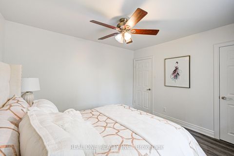 Photo 24 at 68 Laverock Avenue, Mill Pond, Richmond Hill