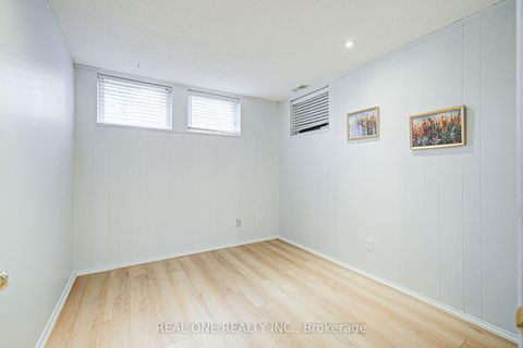 Photo 37 at 68 Laverock Avenue, Mill Pond, Richmond Hill