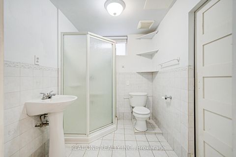 Photo 39 at 68 Laverock Avenue, Mill Pond, Richmond Hill