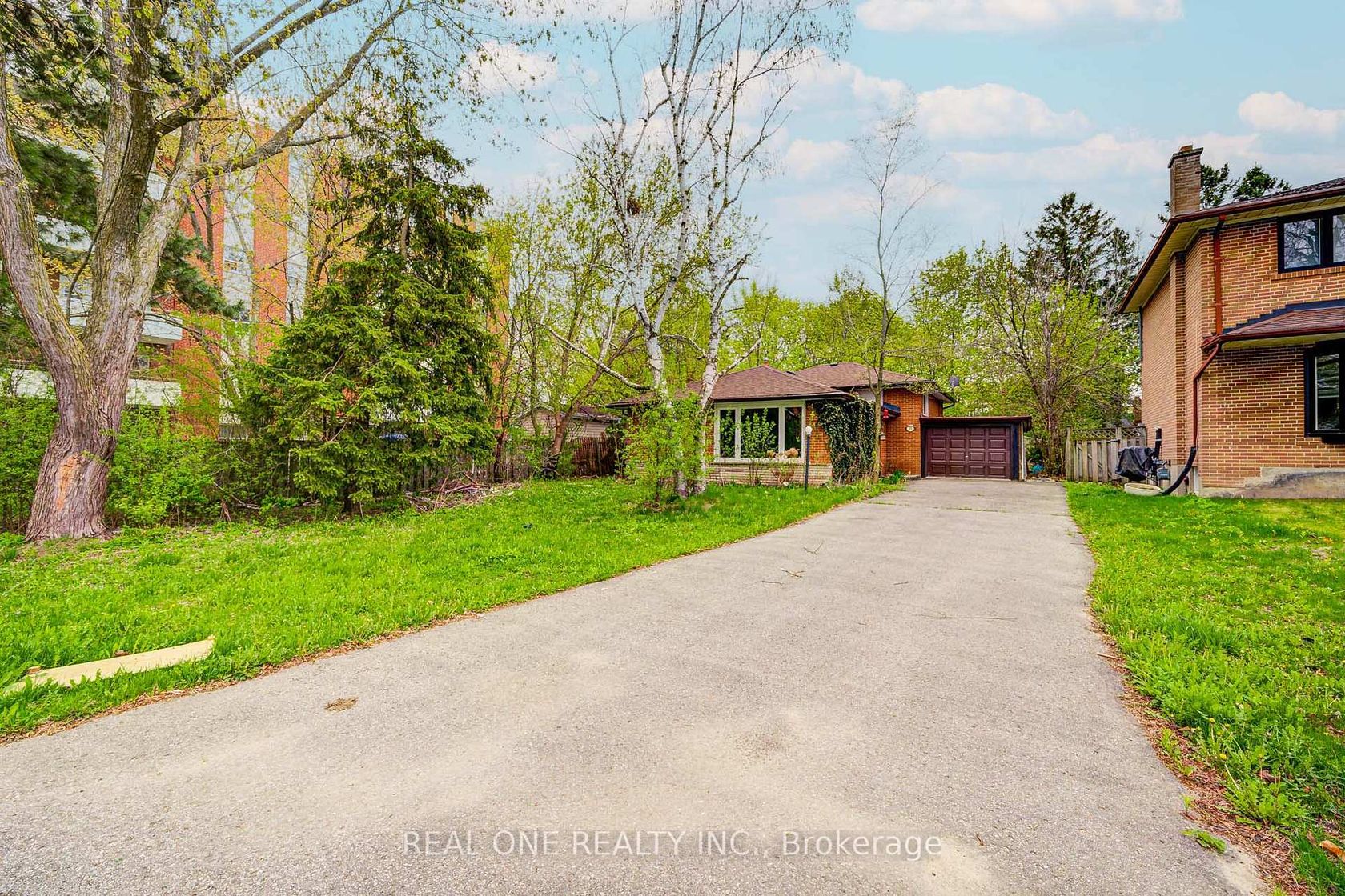 68 Laverock Avenue, Mill Pond, Richmond Hill 