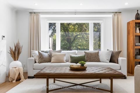 Photo 6 at 278 Rumsey Road, Leaside, Toronto