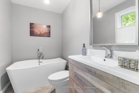 Photo 16 at 278 Rumsey Road, Leaside, Toronto