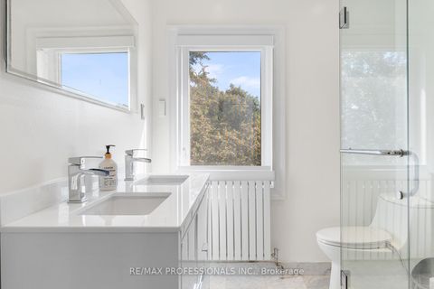Photo 25 at 278 Rumsey Road, Leaside, Toronto