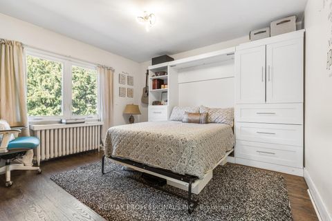 Photo 26 at 278 Rumsey Road, Leaside, Toronto