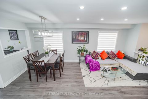 Photo 9 at 40 Rochefort Drive, Flemingdon Park, Toronto