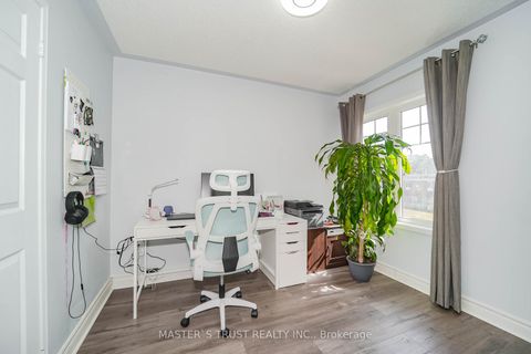 Photo 19 at 40 Rochefort Drive, Flemingdon Park, Toronto