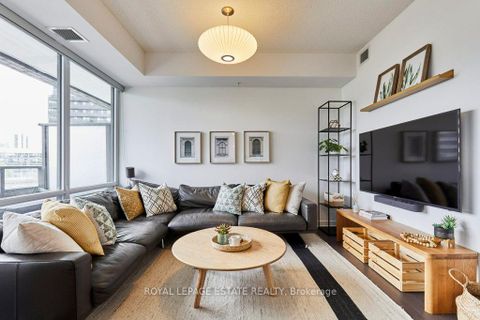 Photo 2 at N419 - 120 Bayview Avenue, Waterfront Communities C8, Toronto