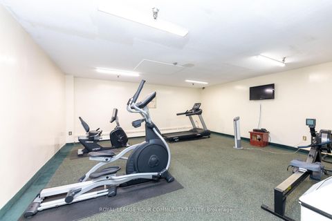Photo 4 at 901 - 3390 Weston Road N, Humbermede, Toronto