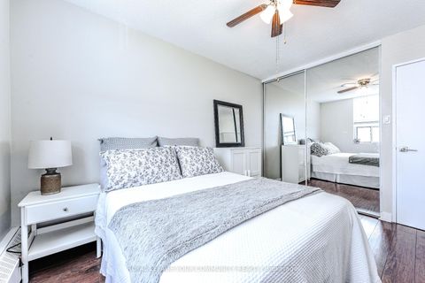Photo 25 at 901 - 3390 Weston Road N, Humbermede, Toronto