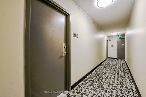 Photo 35 at 901 - 3390 Weston Road N, Humbermede, Toronto