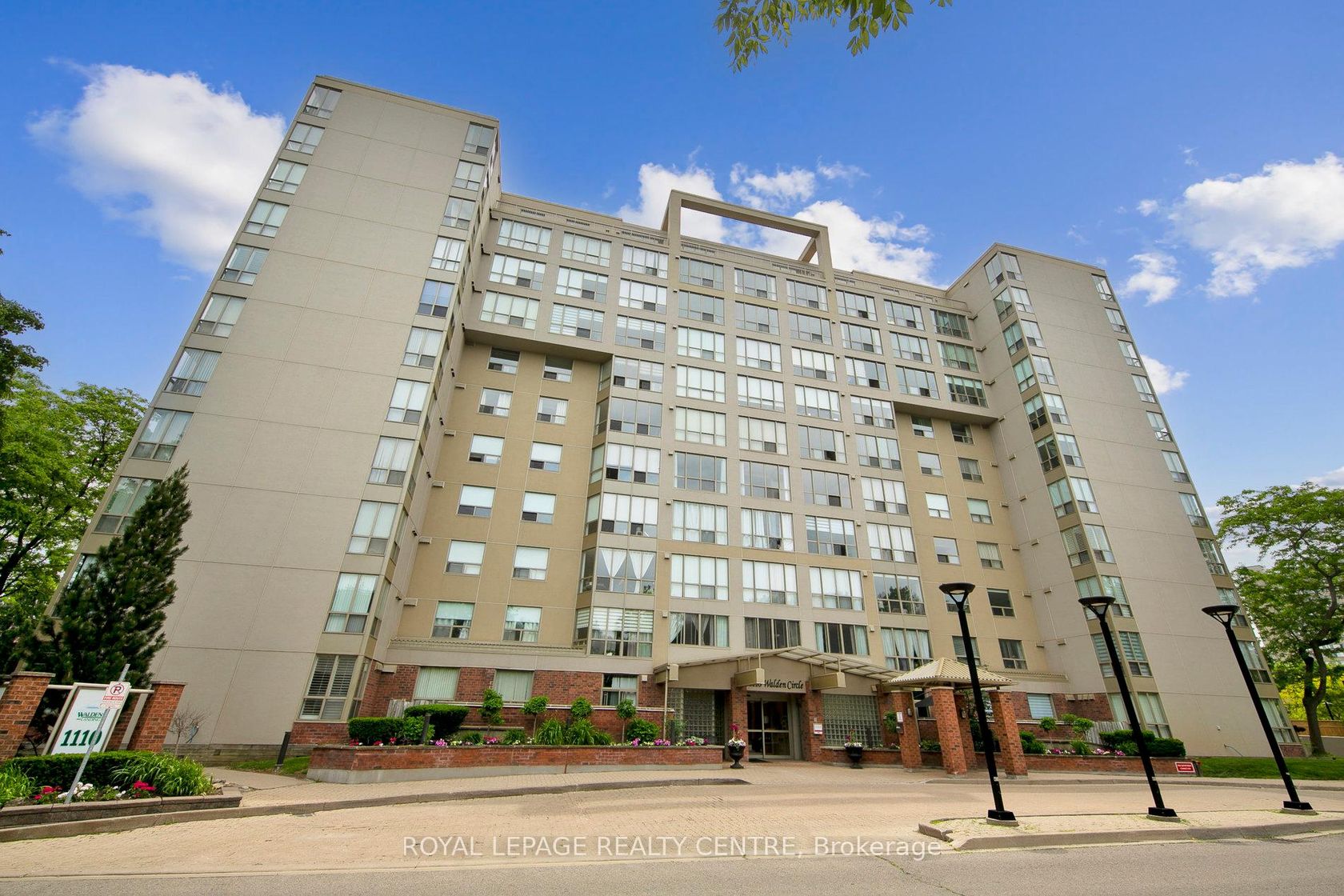 807 - 1110 Walden Circle, Clarkson, Mississauga 
