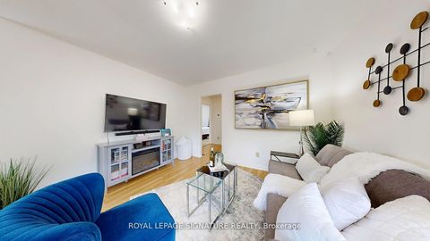 Photo 3 at 48 Acorn Avenue, City Centre West, Toronto