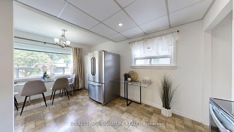 Photo 6 at 48 Acorn Avenue, City Centre West, Toronto