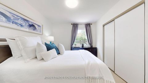 Photo 10 at 48 Acorn Avenue, City Centre West, Toronto