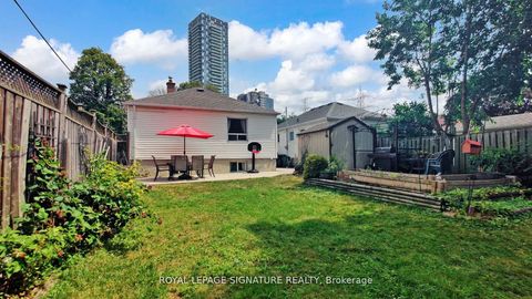 Photo 24 at 48 Acorn Avenue, City Centre West, Toronto